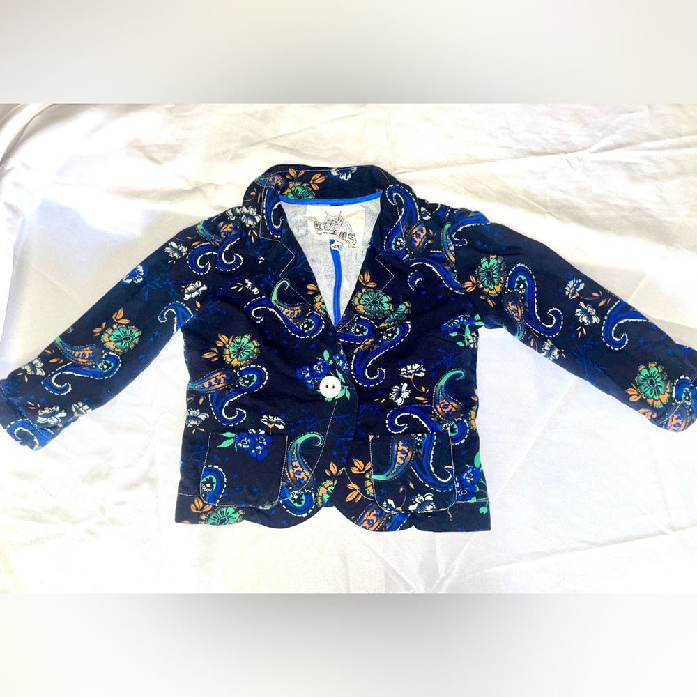 Vintage/Y2K short 3/4 sleeved jacket w/2 front pockets by “Klovis” - Small